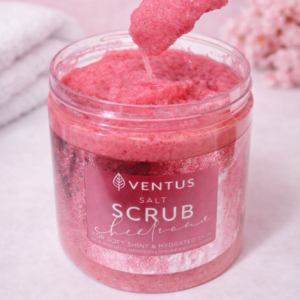 scrub σώματος με θαλασσινό αλάτι, ιδανικό για βαθιά απολέπιση και ανανέωση της επιδερμίδας.