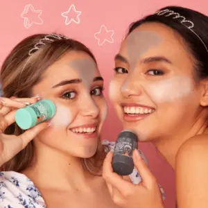 Viral K-Beauty μάσκα σε μορφή stick - καθαρισμός, λάμψη & ενυδάτωση,σε 3 έξυπνες φόρμουλες