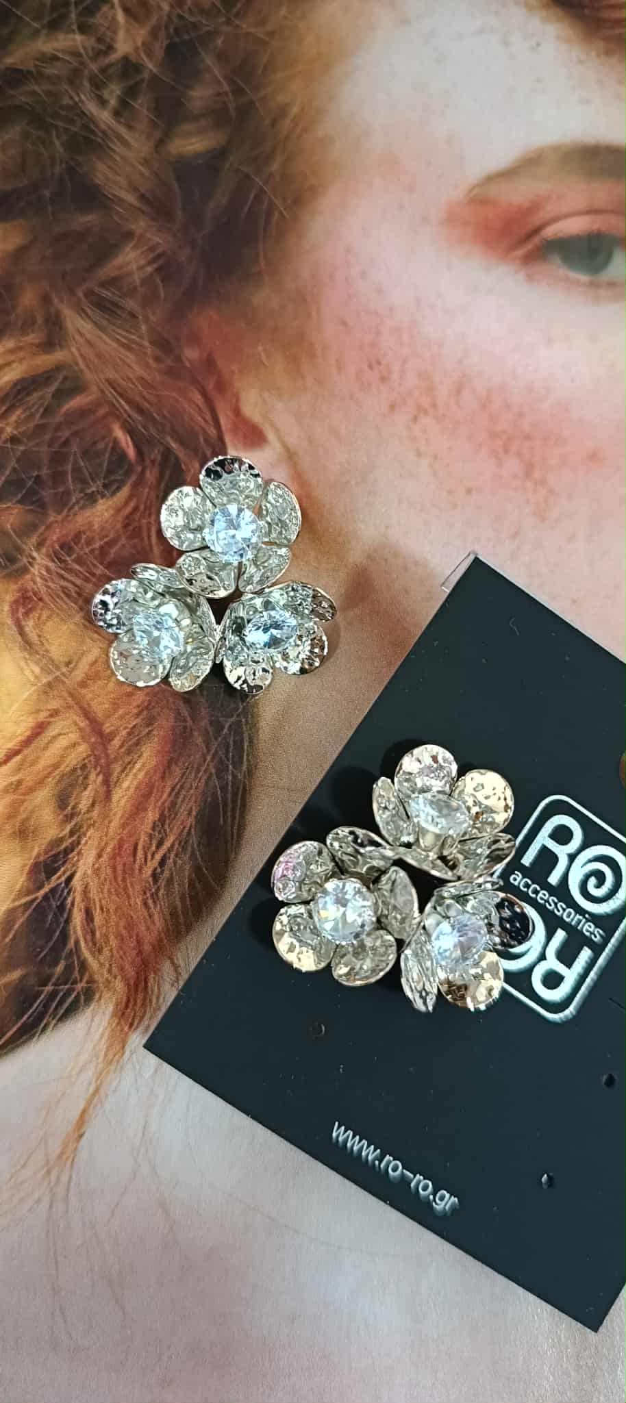 Σκουλαρίκια RO Accessories – Ασημί Τριπλό Λουλούδι με Ζιργκόν