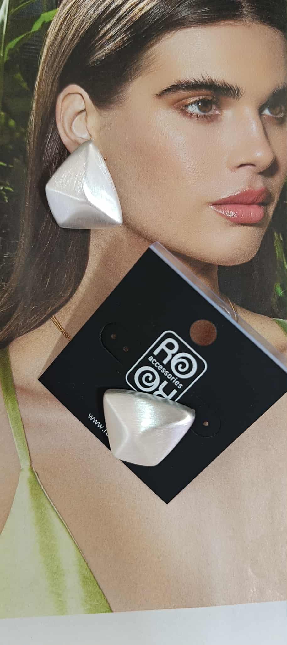 Σκουλαρίκια RO Accessories – Πολύγωνα Ασημί Ματ Σατινέ - Image 2