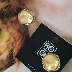 Σκουλαρίκια RO Accessories – Ανάγλυφα Χρυσά με Ασημί Περίγραμμα