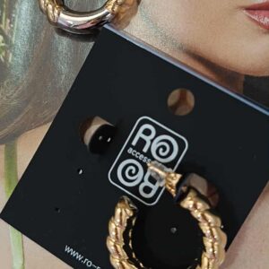 Σκουλαρίκια RO Accessories – Δίχρωμα Ημικυκλικά με Ραβδώσεις