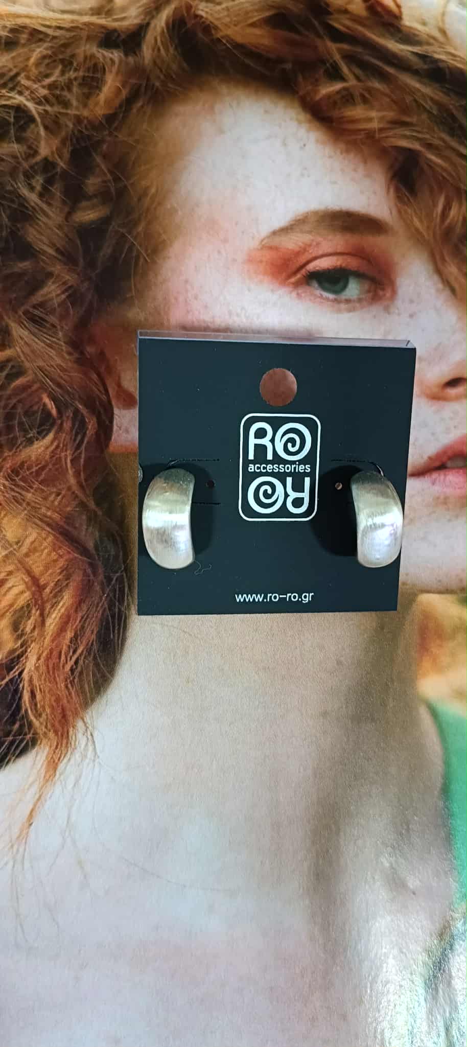 Σκουλαρίκια RO Accessories – Κοντά Φαρδιά με Γωνίες Ματ Πατίνα Ασημί - Image 2