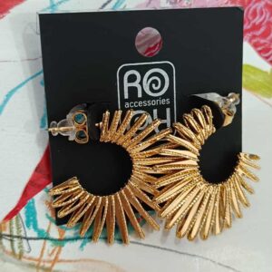 Σκουλαρίκια RO Accessories – Ακτινωτά Χρυσά Σχέδιο Ήλιου