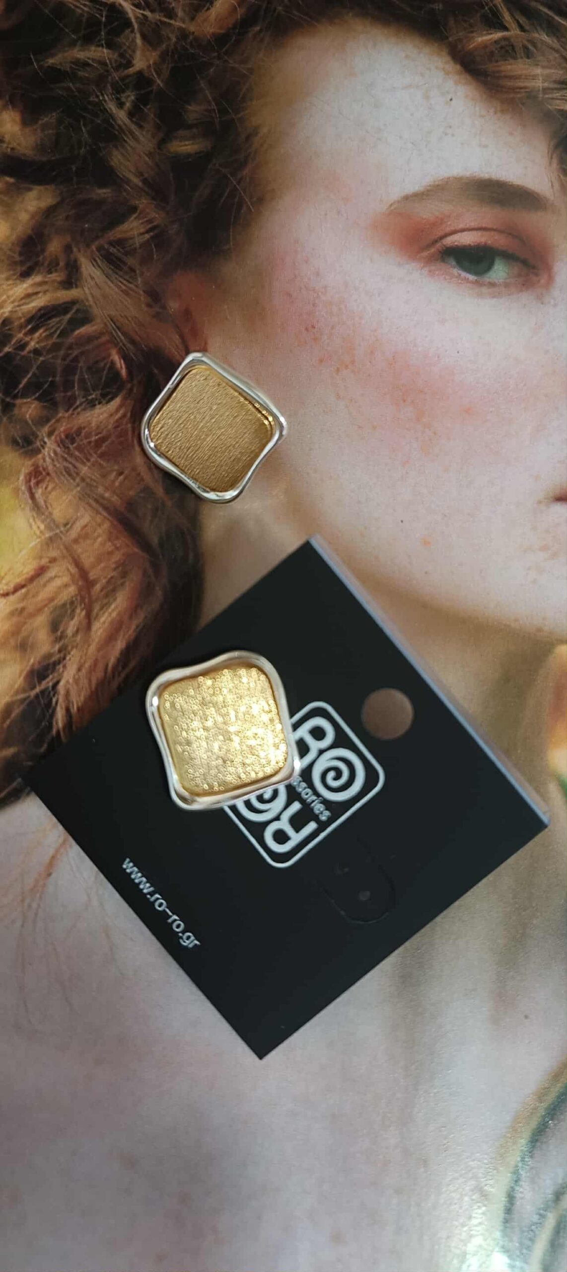 Σκουλαρίκια RO Accessories – Τετράγωνος Καμβάς gold