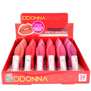 Ματ κραγιόν D'DONNA BEAUTY για γυναίκες που τολμούν, χαρίζοντας κομψότητα και δυναμισμό.