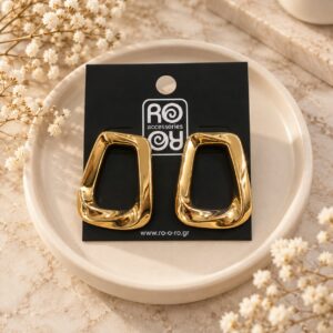 RO Accessories Geometric Frame χρυσά statement σκουλαρίκια σε σχήμα τραπεζίου με ανοιχτό κέντρο και γυαλιστερό μεταλλικό φινίρισμα.